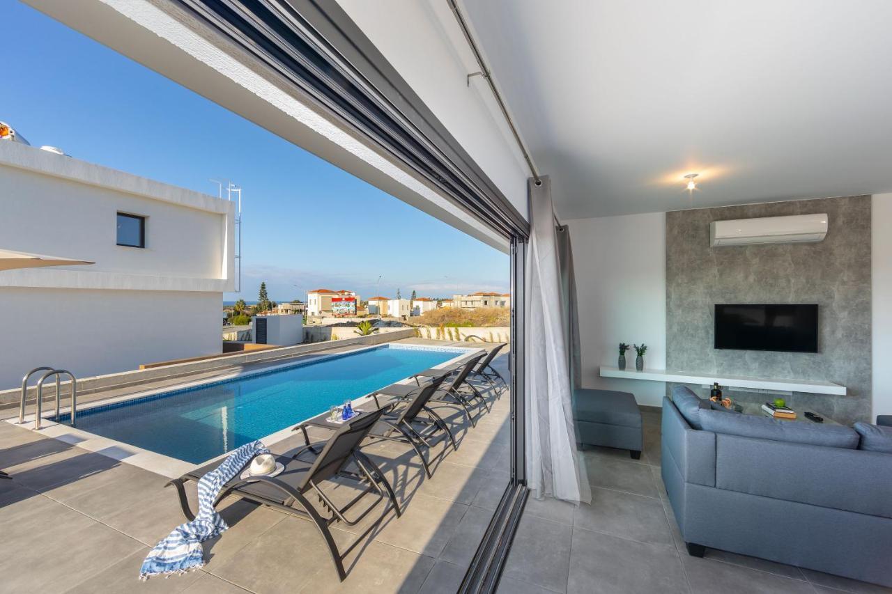 Villa Marlene, Walking Distance To Coral Beach! Pégeia Exteriör bild